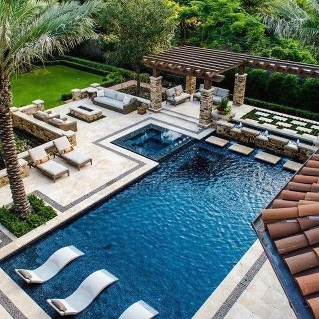 45+ Landscaping Ideas For Backyard Swimming Pools