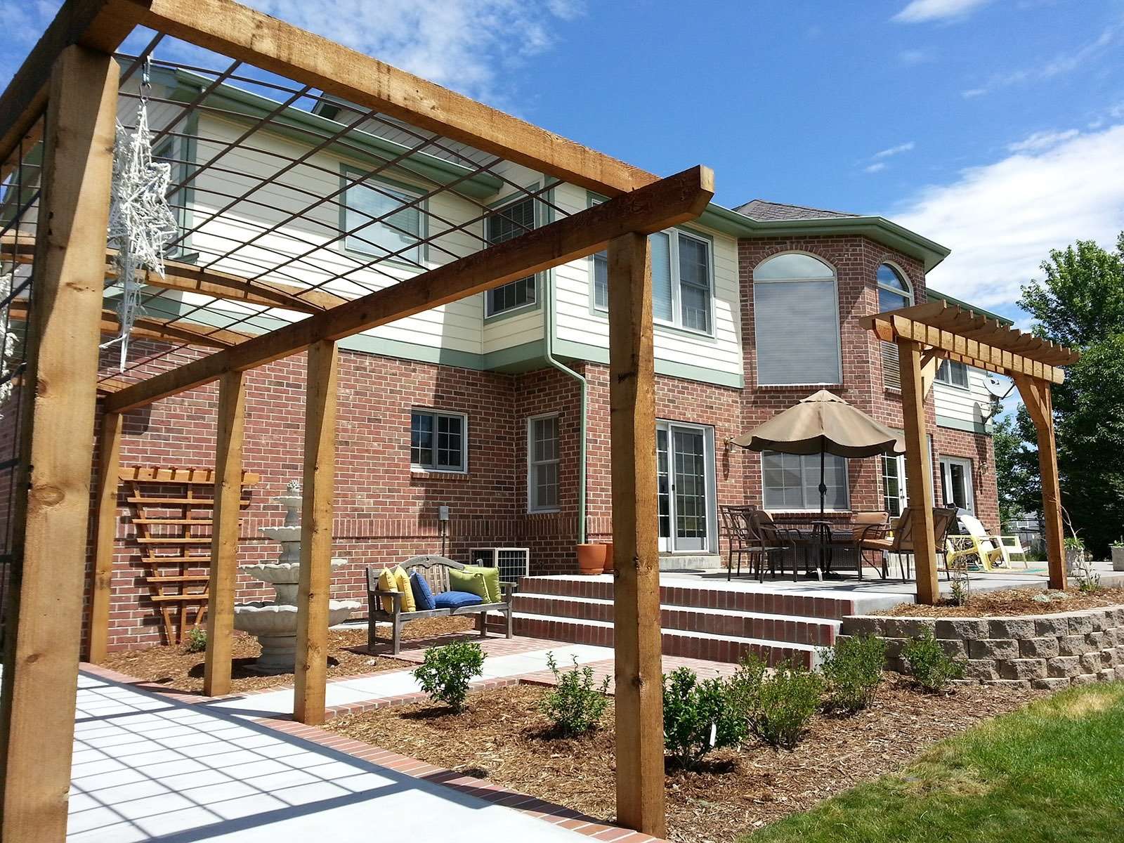 Benefits of Outdoor Living Spaces