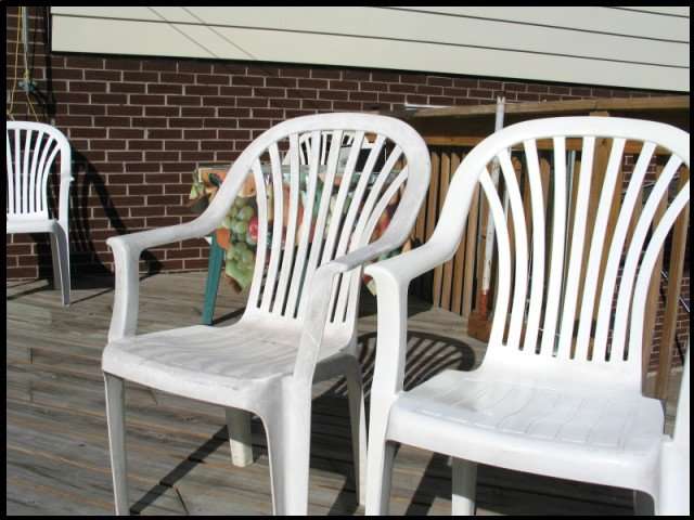 How Do You Clean White Plastic Patio Furniture Lovemypatioclub Com - How To Clean Oxidized Outdoor Furniture