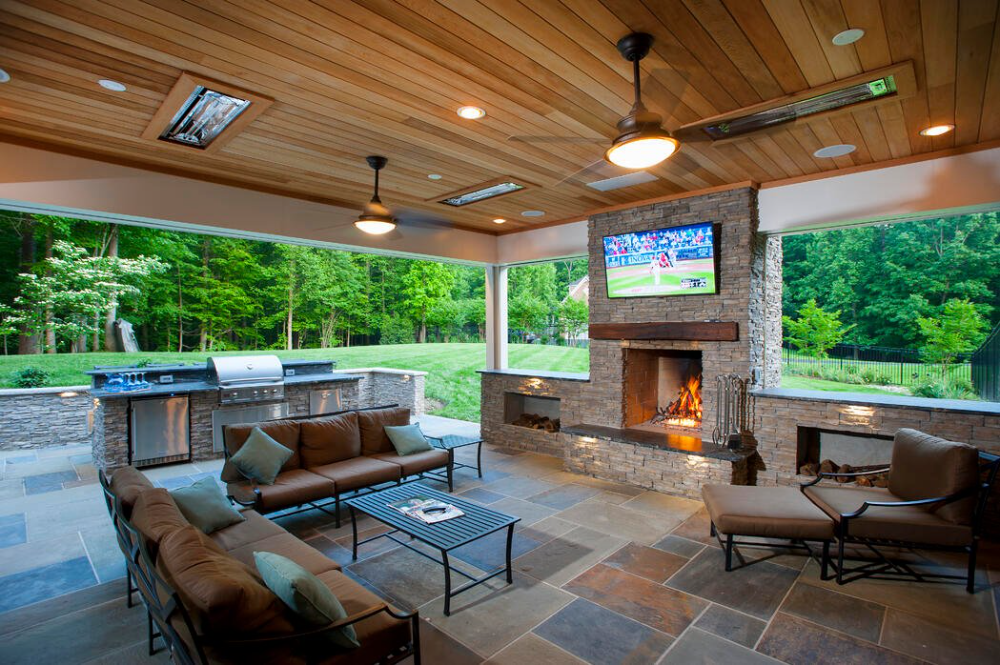 How Much Does It Cost to Build a Fireplace in a Screened ...