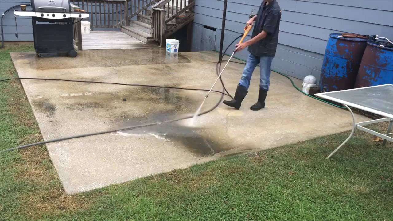 How to Effectively Clean Your Concrete Patio