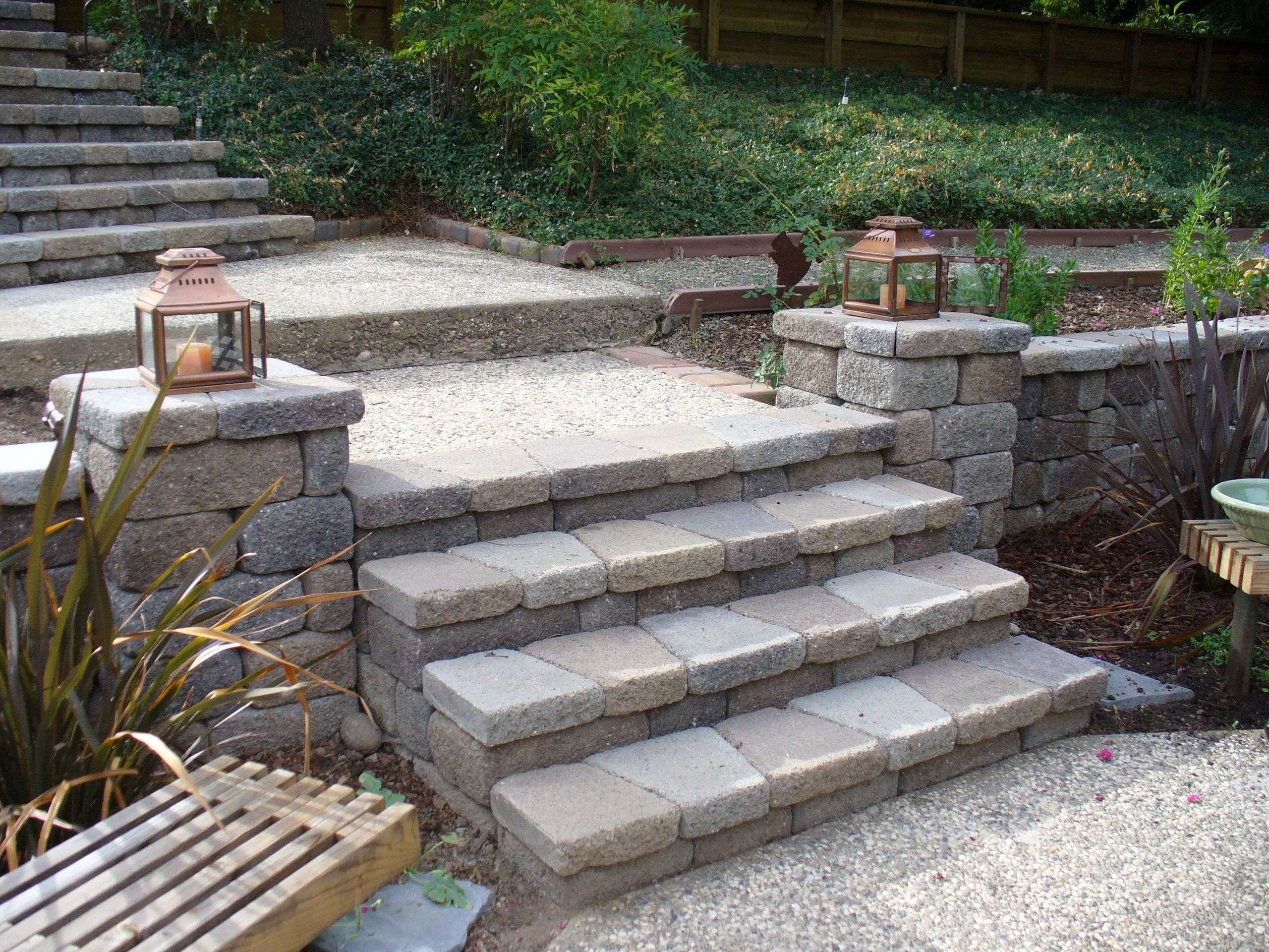 ideas for making cheap steps using patio pavers