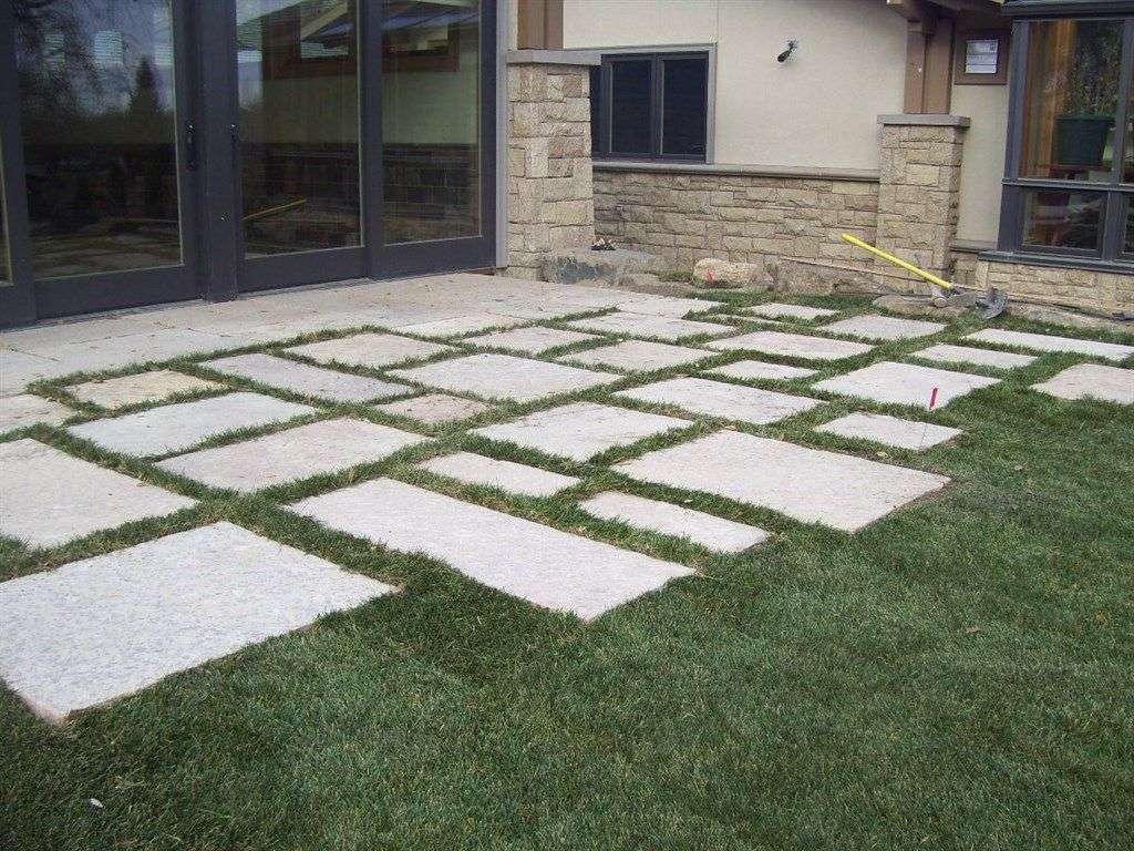 Patio Pavers With Grass In Between Design 11071