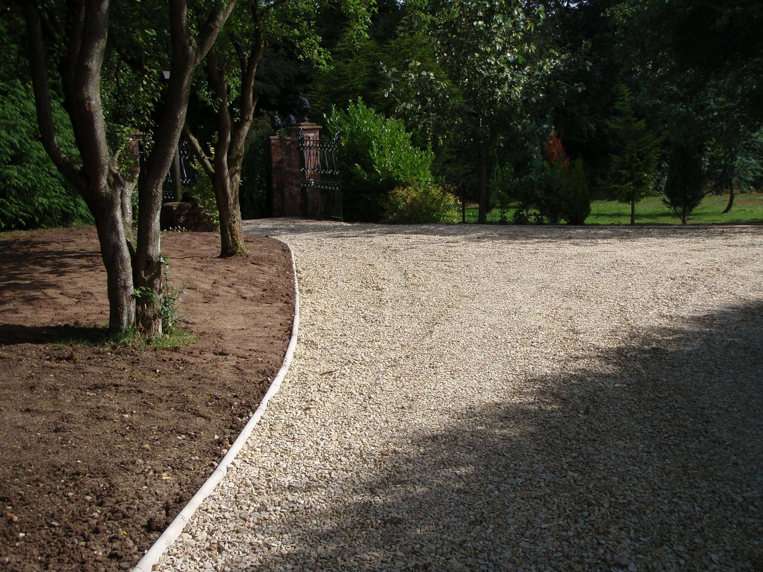 Pea Gravel Driveway Pros And Cons