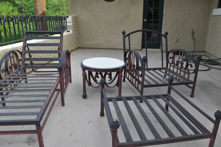 Clean Oxidized Metal Patio Furniture, How To Strip Paint From Aluminium Garden Furniture