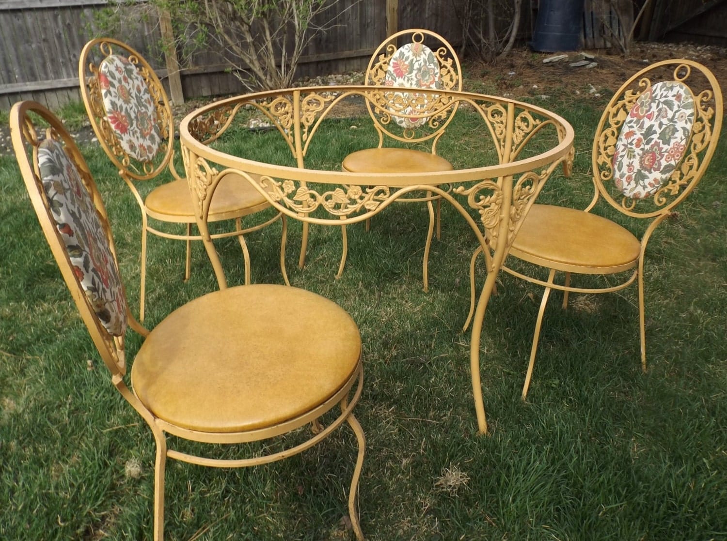 Vintage wrought iron warm gold yellow patio set decorative table four ...